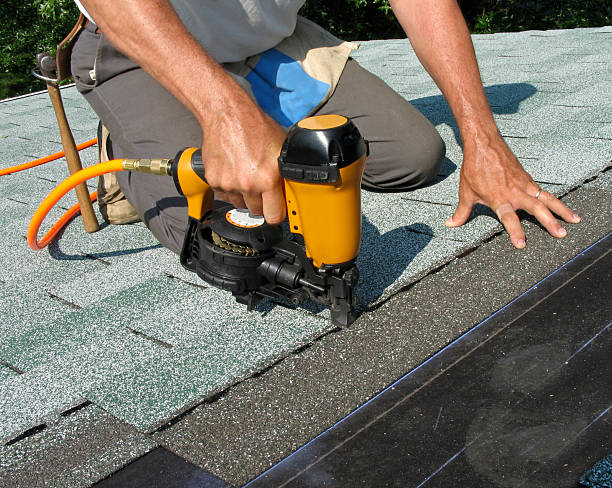 Best Roof Repair Specialists  in Beckett Ridge, OH